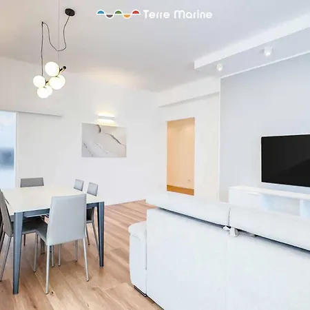 Gf Seaview House, Terre Marine Appartement
